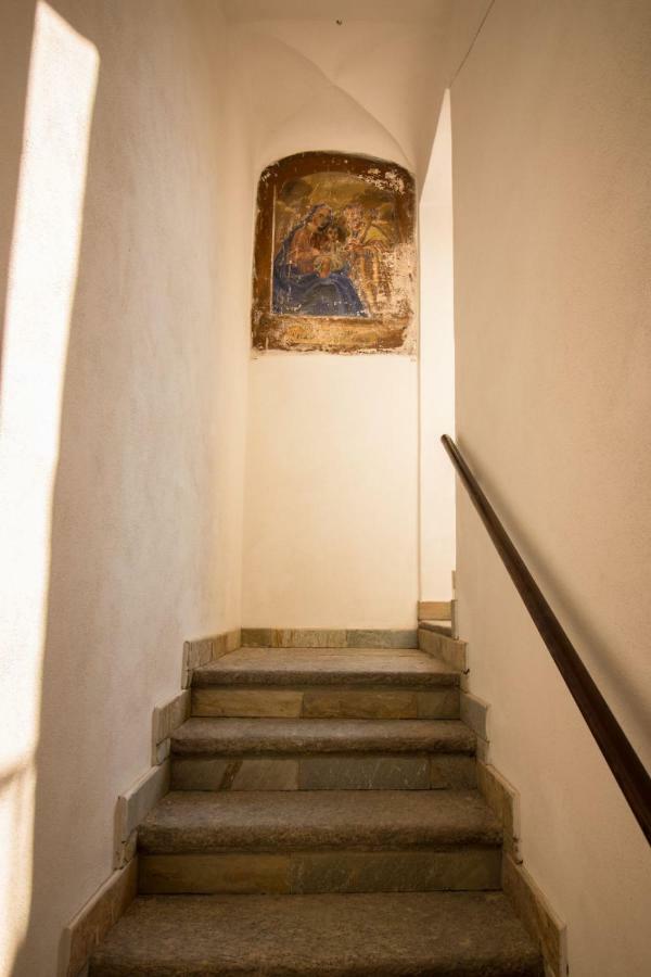 Loft & Espace Maison 1706 Lago Orta Borgomanero Luaran gambar