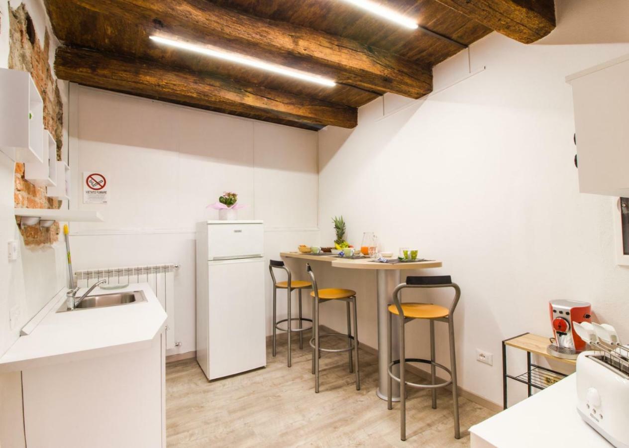 Loft & Espace Maison 1706 Lago Orta Borgomanero Luaran gambar