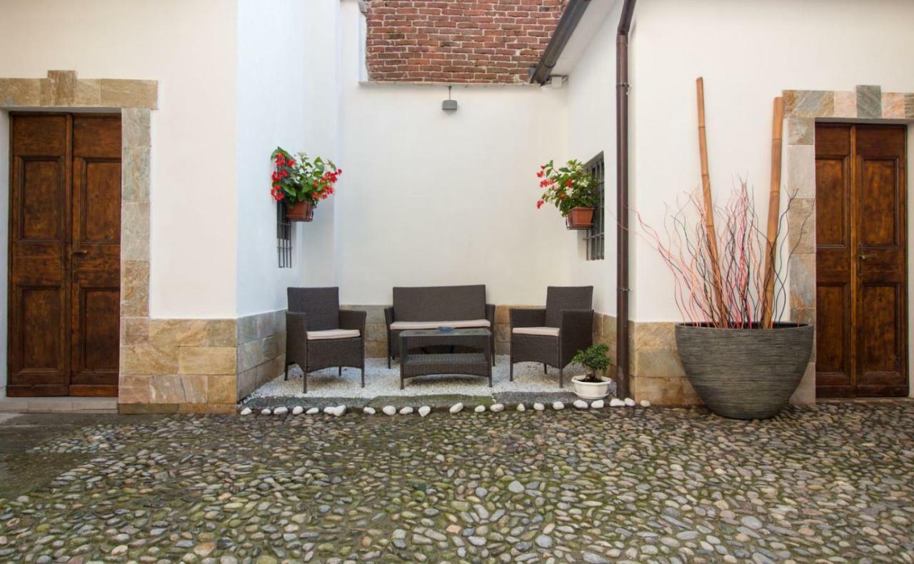 Loft & Espace Maison 1706 Lago Orta Borgomanero Luaran gambar